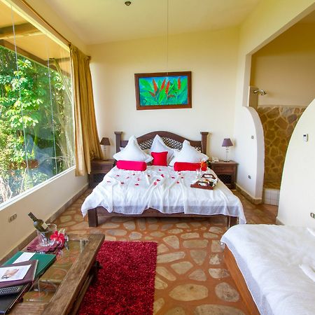 Issimo Suites Boutique Hotel & Spa - Adults Only Manuel Antonio Exterior foto